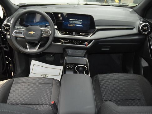 New 2026 Chevrolet Equinox LT image 28