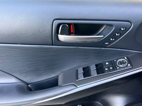 Used 2025 Lexus IS 350 F Sport w/ Navigation Package image 13