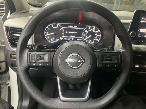 Used 2023 Nissan Rogue SV AWD/4WD image 20