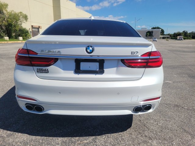 Used 2017 BMW ALPINA B7 xDrive AWD/4WD image 6