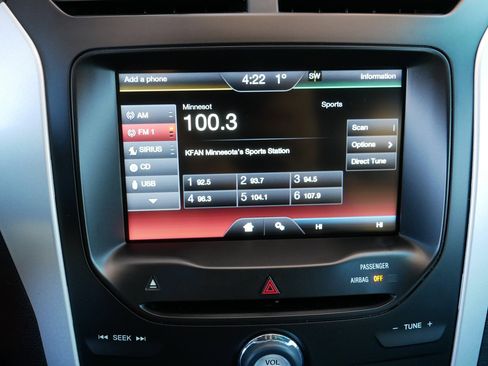 Used 2013 Ford Explorer XLT image 22