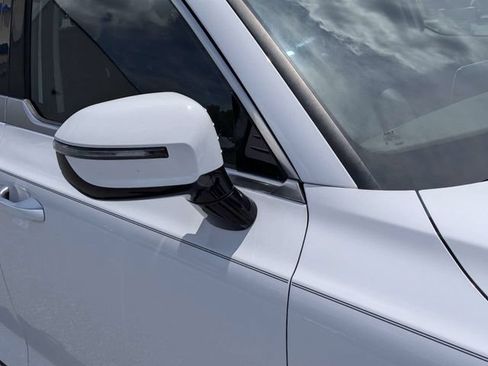 Used 2022 Kia Telluride SX w/ Towing Package FWD image 11