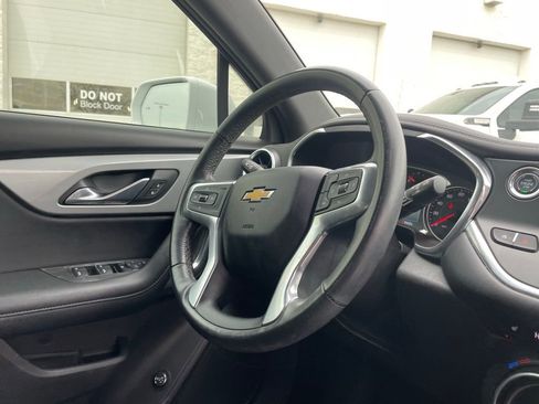 Used 2020 Chevrolet Blazer LT image 29