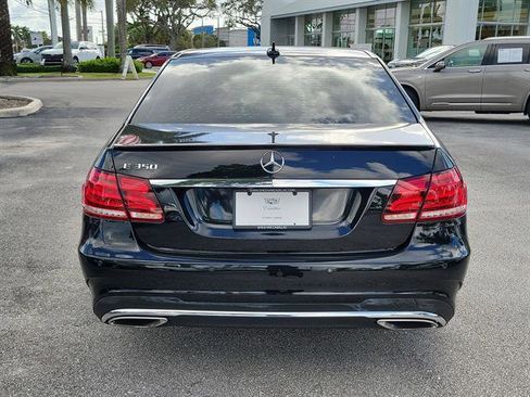 Used 2014 Mercedes-Benz E 350 Sedan image 4