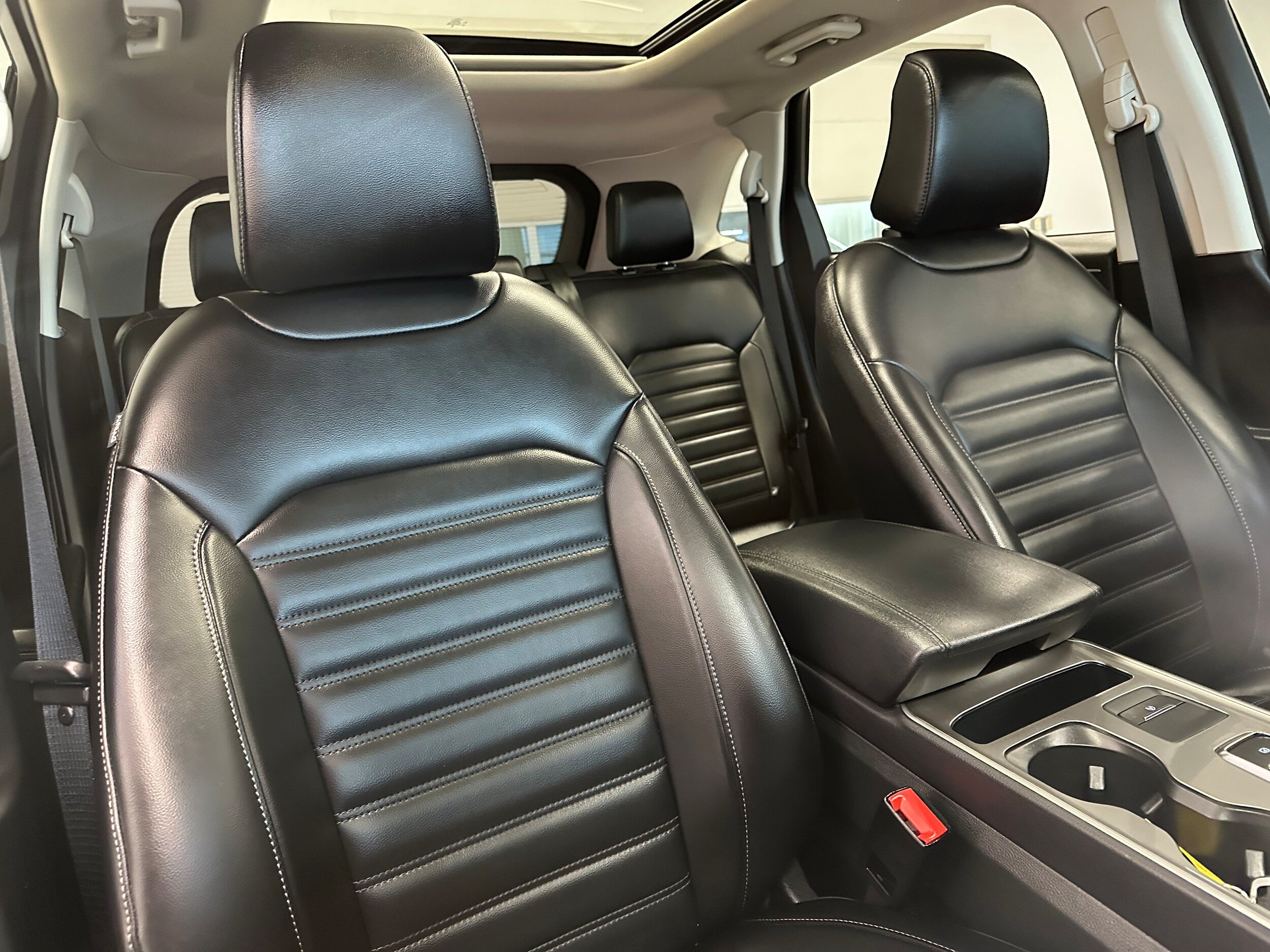 Used 2024 Ford Edge SEL w/ Convenience Package AWD/4WD image 15