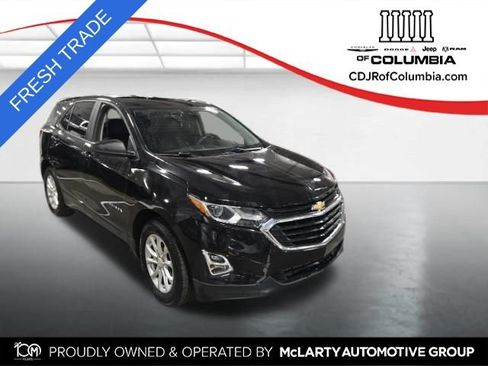 Used 2020 Chevrolet Equinox LS w/ LS Convenience Package FWD image 1