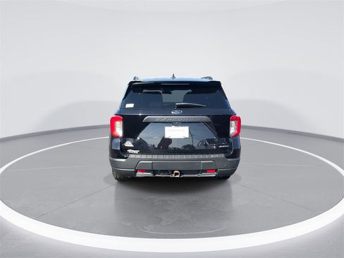 Used 2022 Ford Explorer Timberline image 7