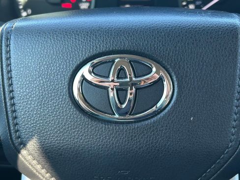 Used 2023 Toyota Tundra SR5 w/ SR5 Convenience Package AWD/4WD image 34