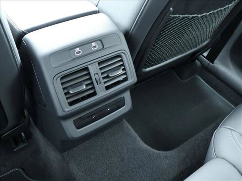 Certified 2025 Audi Q5 Premium w/ Convenience Package AWD/4WD image 23