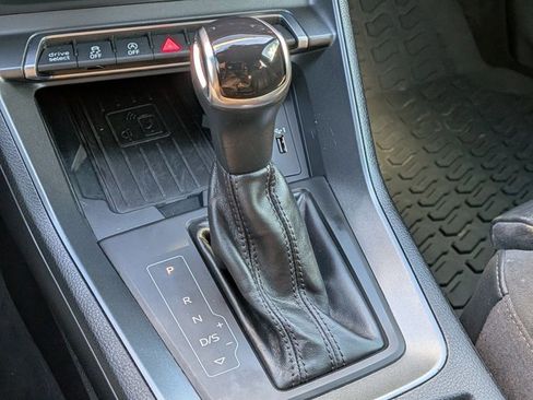 Used 2021 Audi Q3 2.0T Premium Plus w/ Premium Plus Package image 18