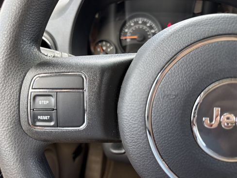 Used 2017 Jeep Compass Sport w/ Power Value Group FWD image 18
