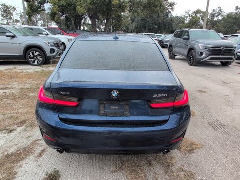 Used 2020 BMW 330i xDrive Sedan w/ Premium Package image 9