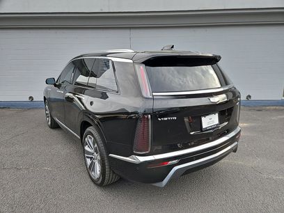 Certified 2026 Cadillac Vistiq Luxury