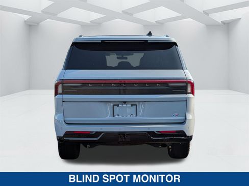 Used 2025 Lincoln Navigator Reserve w/ Jet Appearance Package AWD/4WD image 6