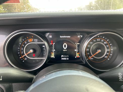 Used 2021 Jeep Wrangler Unlimited Sahara image 22