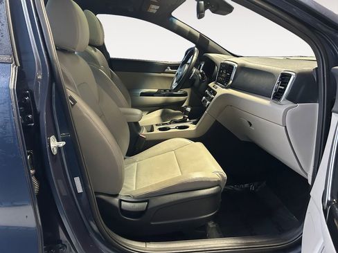 Used 2022 Kia Sportage Nightfall Edition w/ Nighfall AWD Premium Package image 10