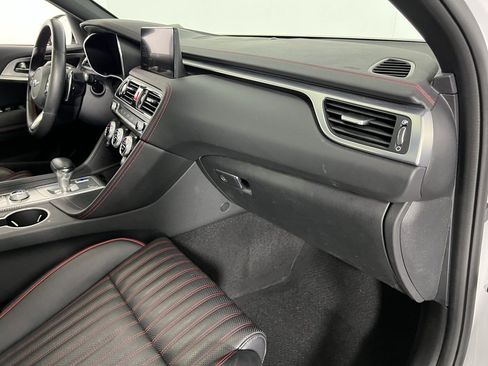 Used 2023 Genesis G70 2.0T w/ Sport Prestige Package image 33