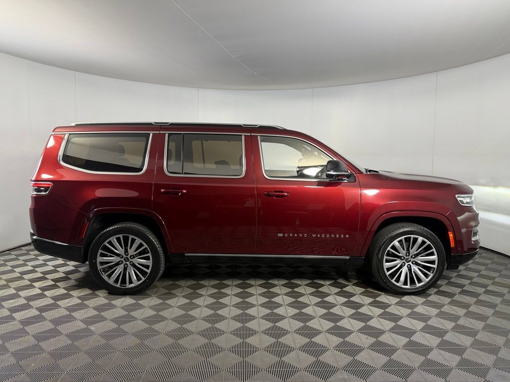 Used 2023 Jeep Grand Wagoneer Series III AWD/4WD image 5