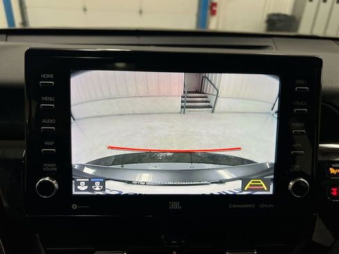 Used 2024 Toyota Camry XLE w/ Navigation Package image 16
