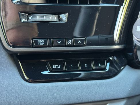 Used 2023 Lexus RX 350 w/ Cold Area Package AWD/4WD image 18
