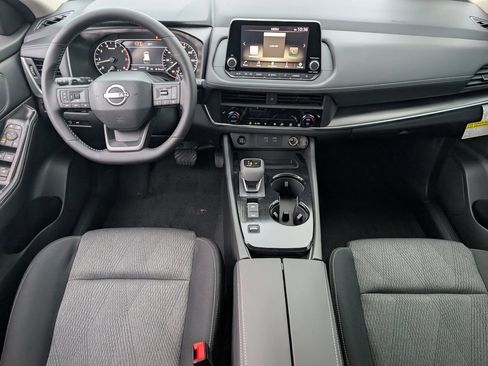 New 2026 Nissan Rogue SV FWD image 8