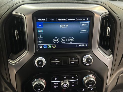 Used 2022 GMC Sierra 1500 Elevation image 22