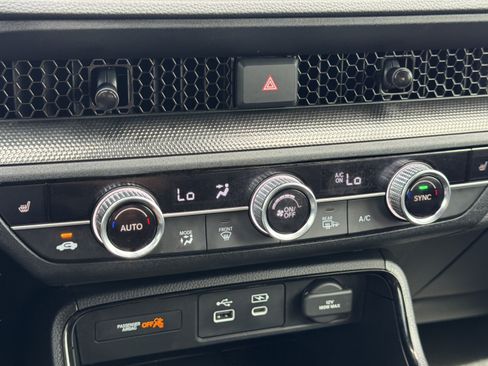 Certified 2025 Honda CR-V Sport-L image 15