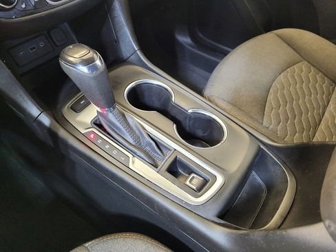 Used 2020 Chevrolet Equinox LT AWD/4WD image 26