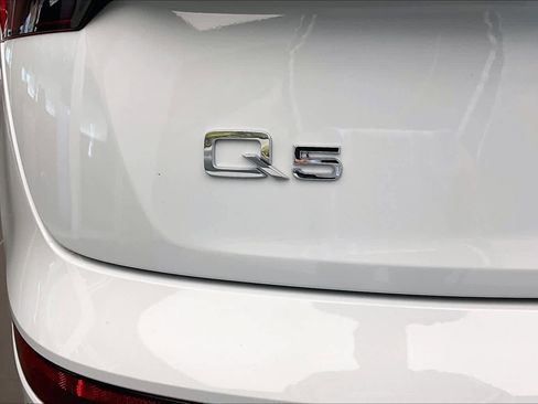 Certified 2025 Audi Q5 2.0T Premium Plus w/ Premium Plus Package image 32