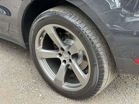 Used 2019 Porsche Macan AWD/4WD image 12