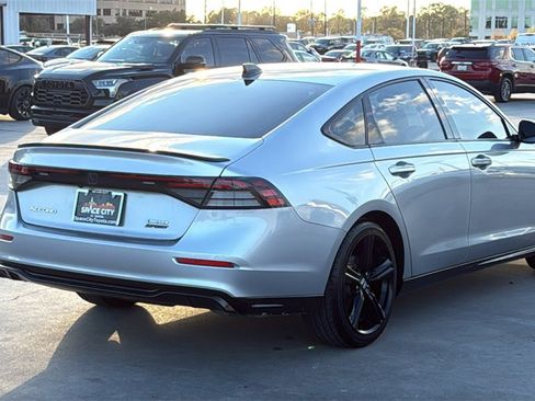 Used 2024 Honda Accord Sport image 5