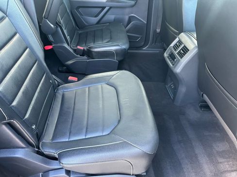 Used 2021 Volkswagen Atlas SEL Premium image 24