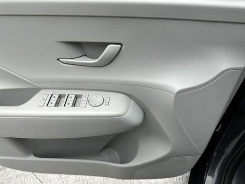 Certified 2024 Hyundai Kona SEL FWD image 13