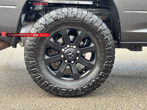 Used 2024 RAM 2500 Big Horn w/ Night Edition AWD/4WD image 17