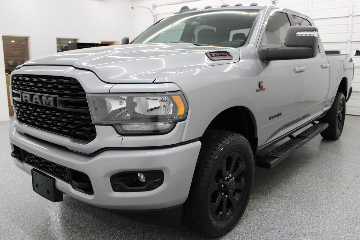 Used 2024 RAM 2500 Big Horn w/ Night Edition AWD/4WD image 3