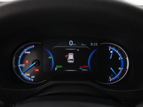 Used 2025 Toyota RAV4 LE image 20