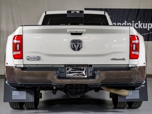 Used 2024 RAM 3500 Limited w/ Towing Technology Group AWD/4WD image 9