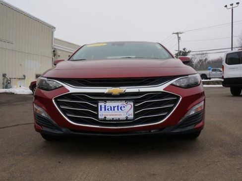 Used 2024 Chevrolet Malibu LT image 3