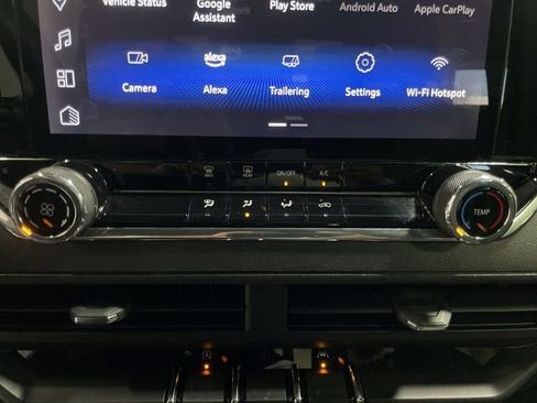 Used 2023 Chevrolet Colorado Trail Boss w/ LPO, Flex Utility Package image 19