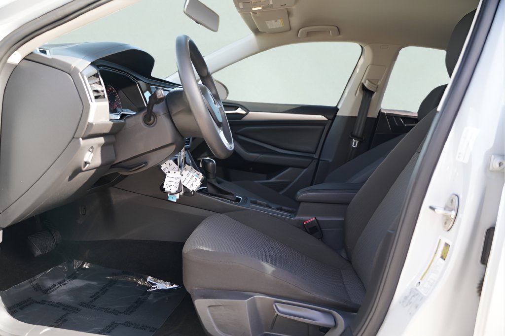 Used 2019 Volkswagen Jetta S w/ Driver Assistance Package FWD image 8