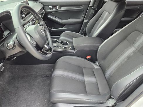 Used 2024 Honda Civic Sport image 8
