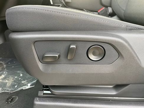 New 2026 Chevrolet Silverado 3500 LT w/ All Star Edition image 9