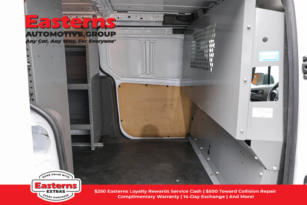 Used 2022 Ford Transit Connect XLT FWD image 25