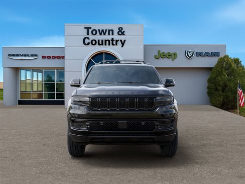 New 2025 Jeep Wagoneer L Series II w/ Convenience Group I AWD/4WD image 6