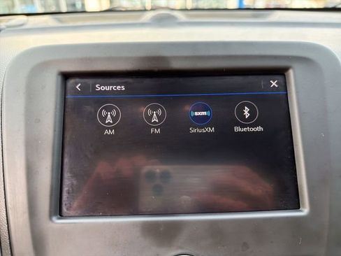 Used 2020 Chevrolet Equinox LT w/ Driver Convenience Package image 18