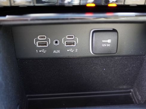 Certified 2022 Jeep Grand Cherokee L Limited AWD/4WD image 33