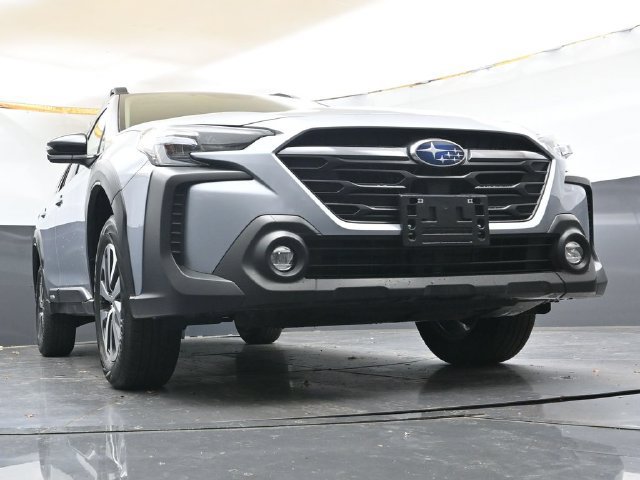 Used 2025 Subaru Outback Premium AWD/4WD image 35