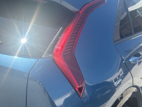 Used 2024 Kia Niro Wind FWD image 25