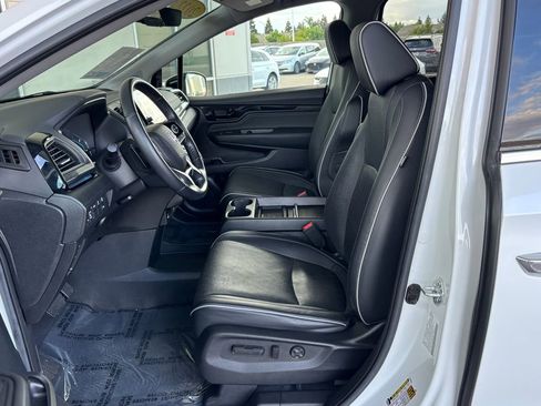 Used 2022 Honda Odyssey Elite image 22