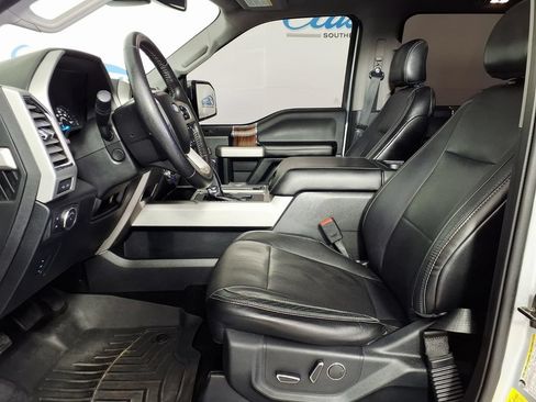 Used 2015 Ford F150 Lariat w/ Equipment Group 502A Luxury AWD/4WD image 8